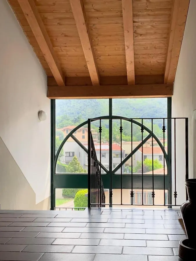 Quadrisfera Apartment Paratico Italien